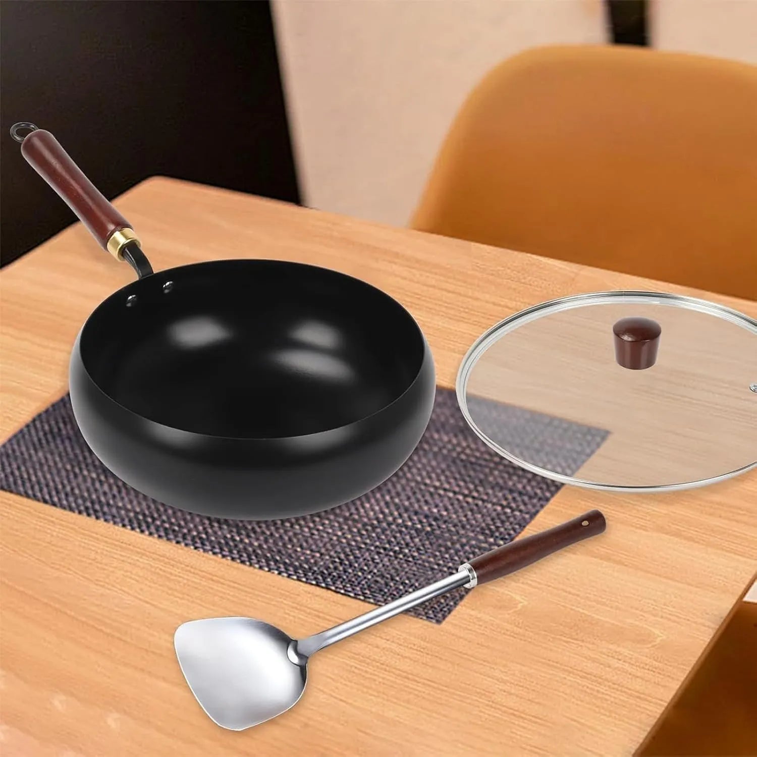 woopify-src:https://manager.labonas.com/wp-content/uploads/2025/07/Wok-en-fonte-Artisanal-2.webp
