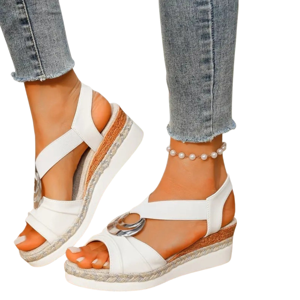 Yuna sandals